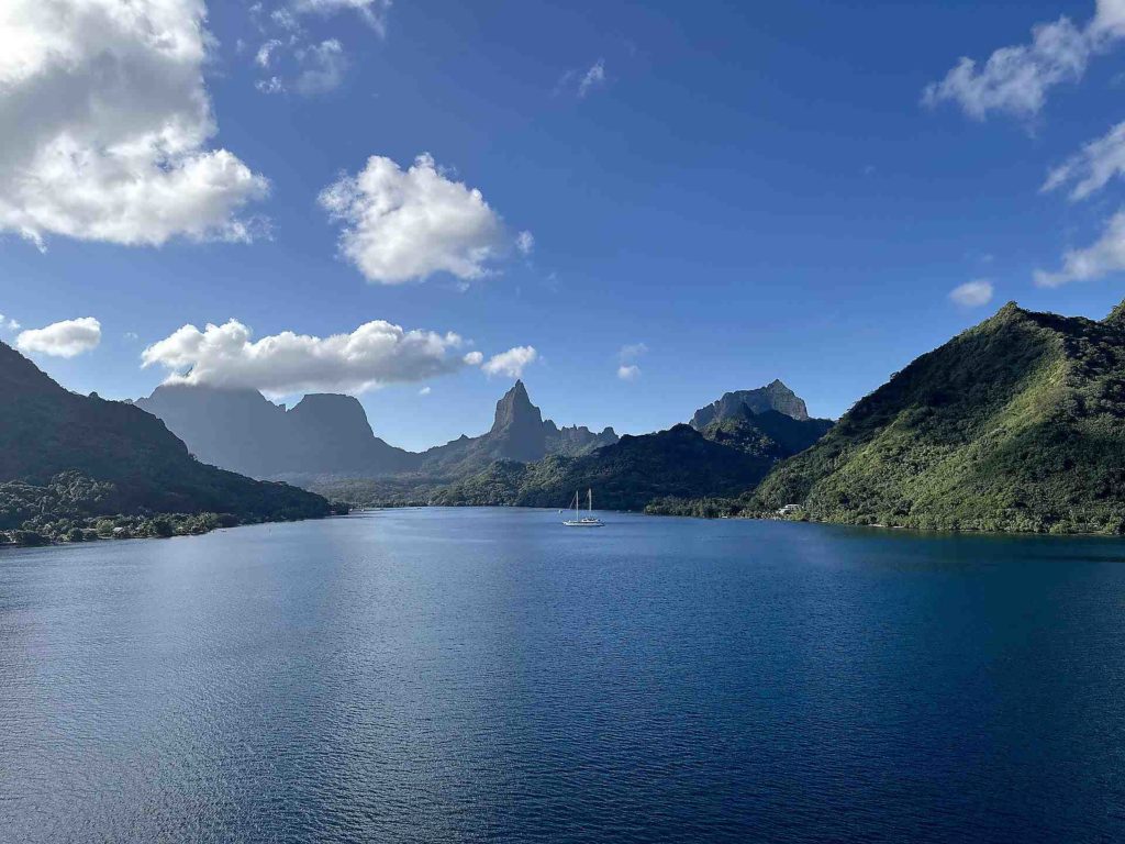 DJI_20251105_072014_570-Moorea-sanj-diego-webtv-iles