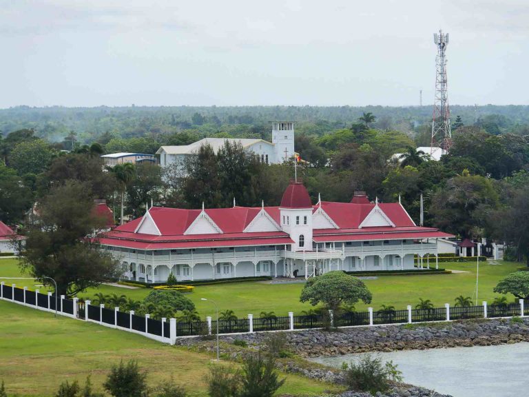 P1010149-nukualofa-tonga-sanj-diego-webtv-iles